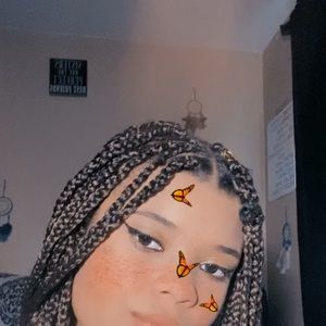 Meet your Posher, Brooke